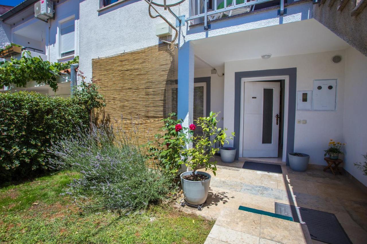 Apartment Rosse Poreč Exterior foto